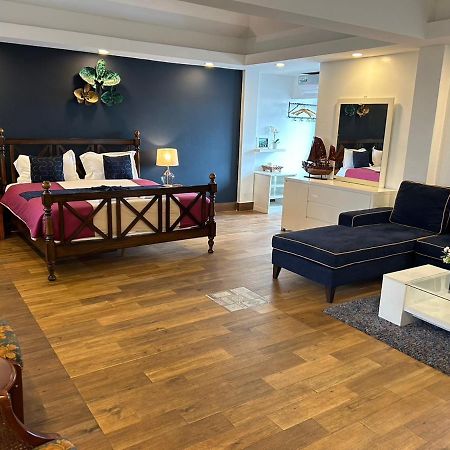 The One Sabai Living Pattaya Hotell Exteriör bild
