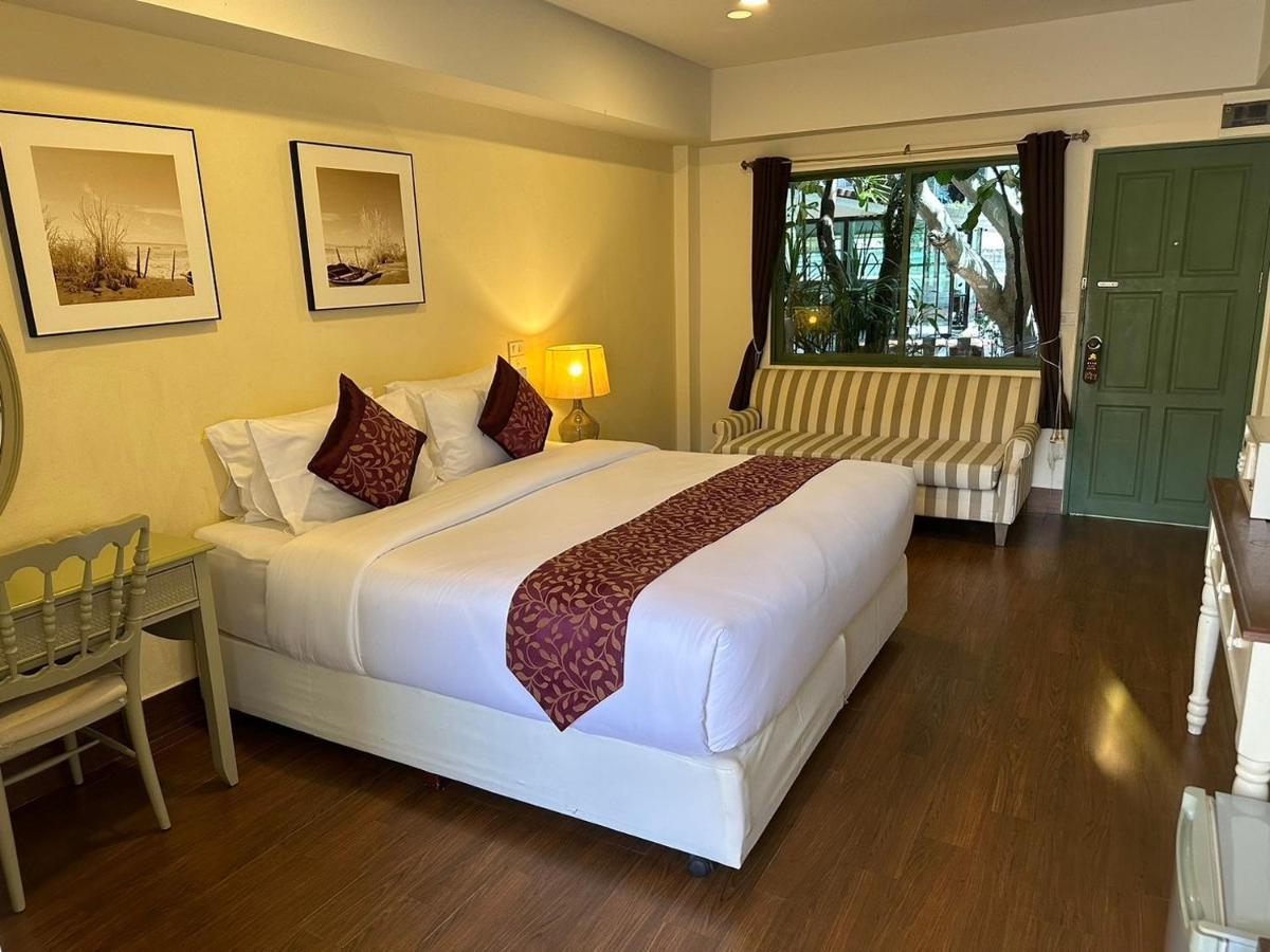 The One Sabai Living Pattaya Hotell Exteriör bild