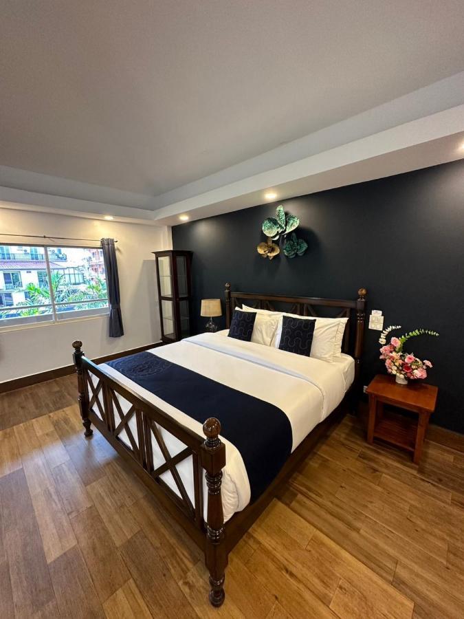The One Sabai Living Pattaya Hotell Exteriör bild