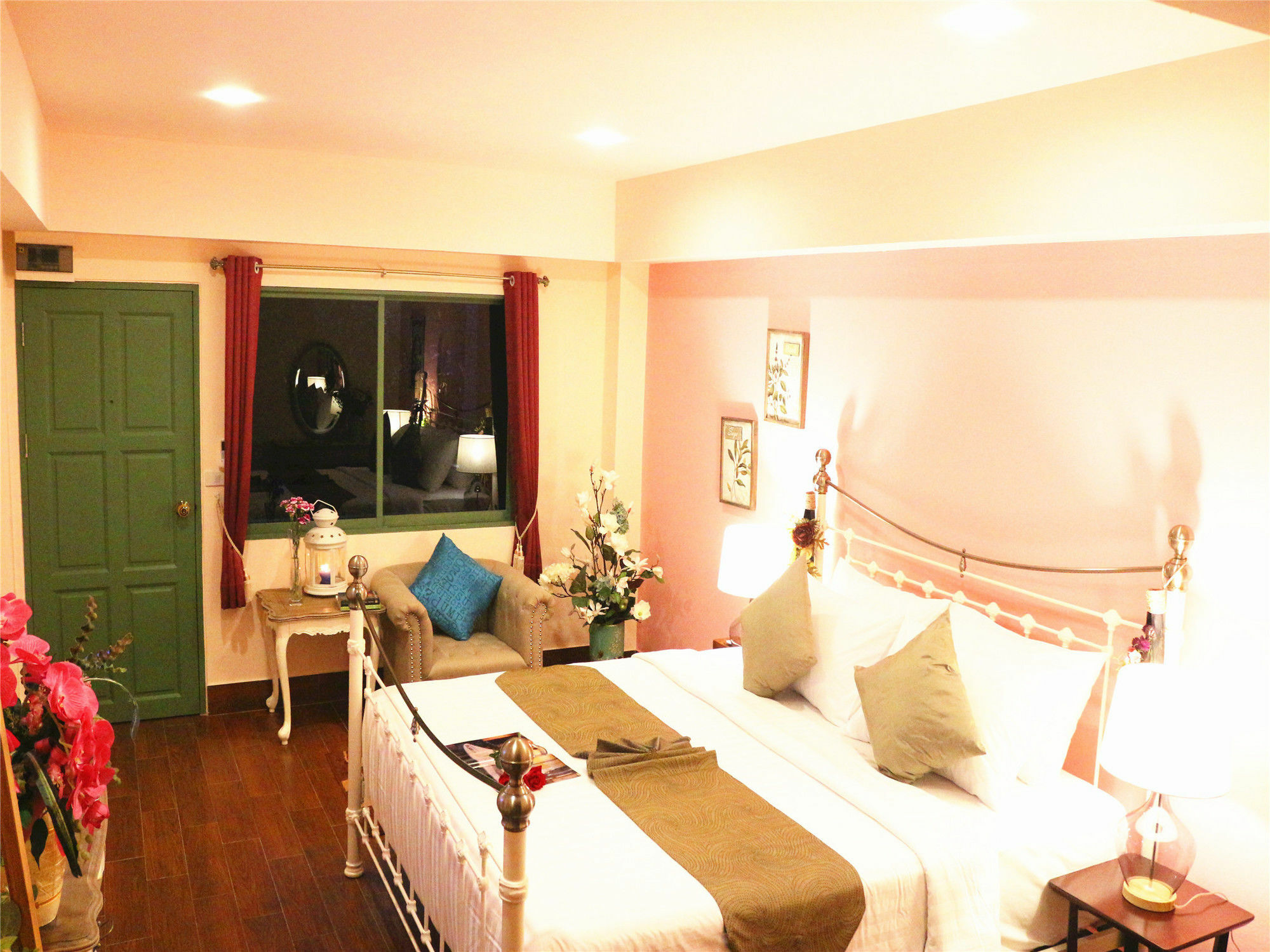 The One Sabai Living Pattaya Hotell Exteriör bild